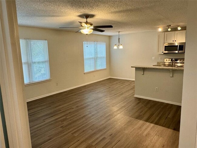 732 Secret Harbor Ln in Lake Mary, FL - Building Photo - Building Photo