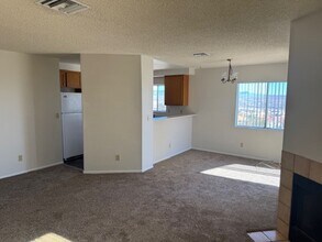 2191 Bay Club Dr in Laughlin, NV - Building Photo - Building Photo