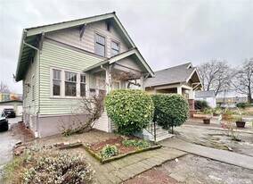 112 Wells Ave S, Unit 114- in Renton, WA - Building Photo