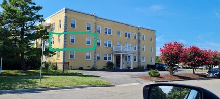 9641 Norfolk Ave, Unit Unit 207 in Norfolk, VA - Building Photo - Building Photo