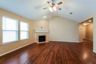 10227 Canyon Rose Ln in Houston, TX - Building Photo - Building Photo