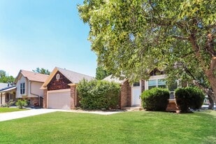 4442 Biscay St in Denver, CO - Building Photo