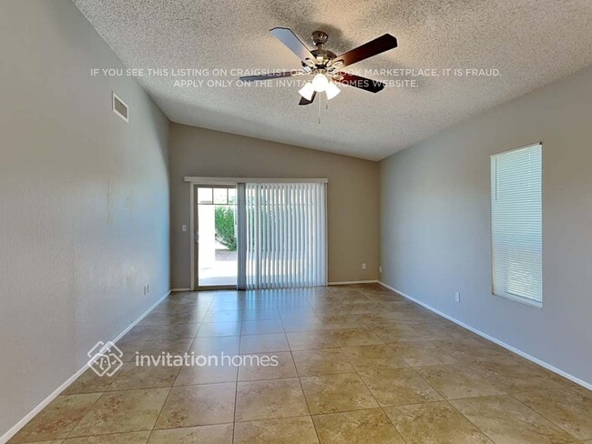 409 W Beverly Ln in Phoenix, AZ - Foto de edificio - Building Photo