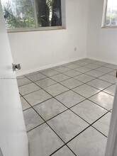 2181 NW 91st St in Miami, FL - Building Photo - Building Photo