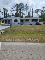 8730 Fordham St in Ft. Myers, FL - Building Photo