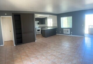 240 E Graham Ave, Unit 12 in Lake Elsinore, CA - Building Photo - Building Photo