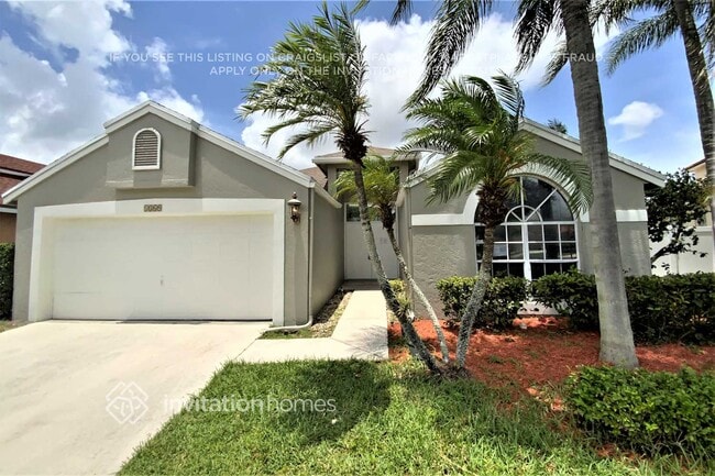 property at 1369 Fairfax Cir E