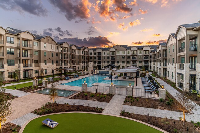 Cadence Creek at Towne Lake 55+ Active Adult Community in Cypress, TX - Foto de edificio - Building Photo