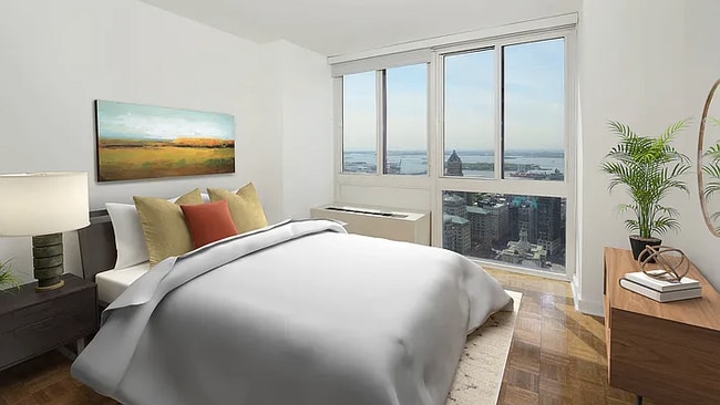 463 W 35th St in New York, NY - Building Photo - Building Photo