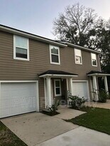 7608 Rain Forest Dr N in Jacksonville, FL - Building Photo
