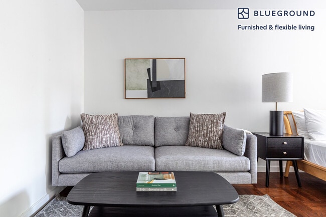 330 E 46th St, Unit FL8-ID1795 in New York, NY - Building Photo - Building Photo