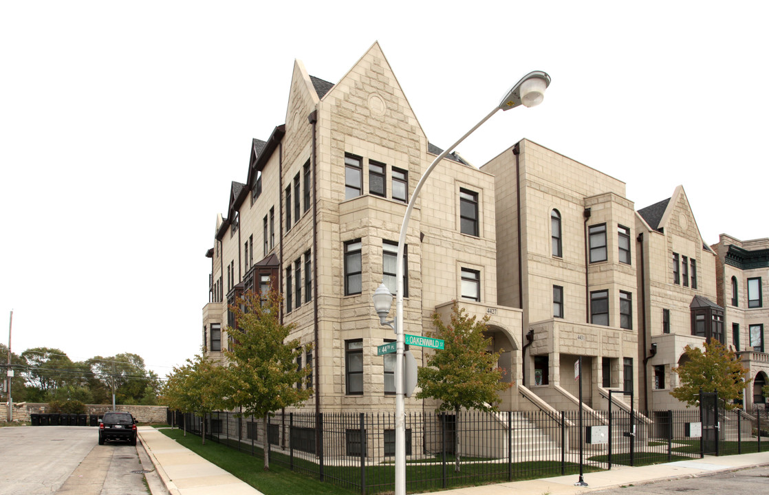 4427 S Oakenwald Ave in Chicago, IL - Building Photo