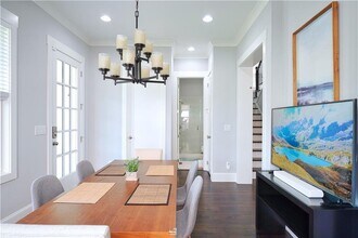 6030 Richwood Cir in Roswell, GA - Building Photo - Building Photo