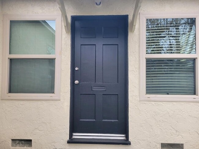 2221-2223 Grand Ave in Long Beach, CA - Building Photo - Building Photo