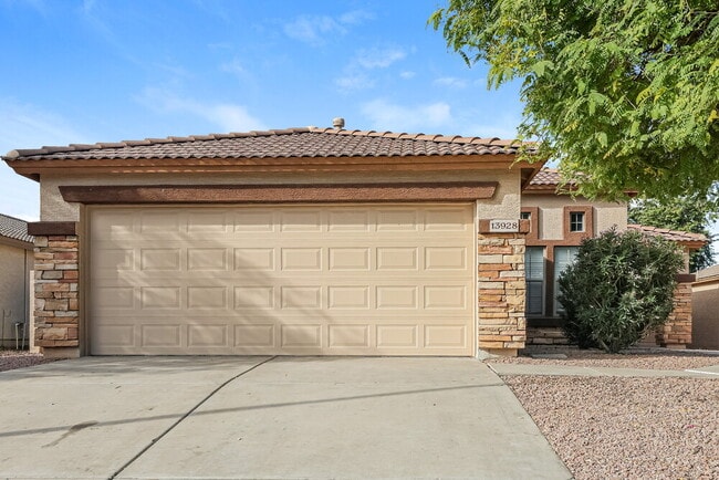 property at 13928 N 133rd Ln