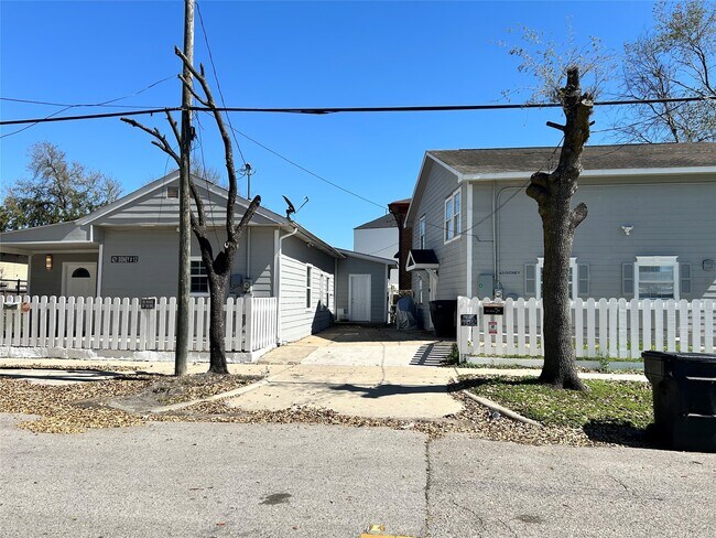 421 Sidney St in Houston, TX - Building Photo - Building Photo