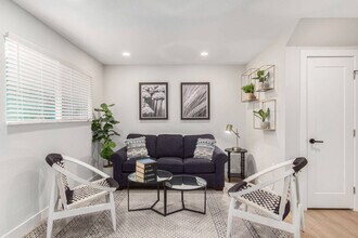 8602 E Mitchell Dr in Scottsdale, AZ - Building Photo - Building Photo