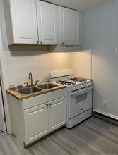 268 Washington St, Unit 3 in New Britain, CT - Foto de edificio - Building Photo