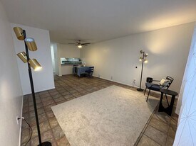 46-232-232 Kahuhipa St in Kaneohe, HI - Building Photo