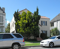 229 S Elm Dr in Beverly Hills, CA - Building Photo - Building Photo