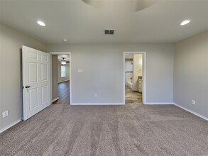 10628 Lone Pine Ln in Fort Worth, TX - Building Photo - Building Photo