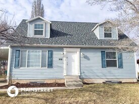 938 S 200 E in Layton, UT - Building Photo