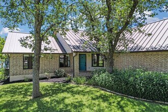 106 Agarita Dr in Burnet, TX - Building Photo - Building Photo