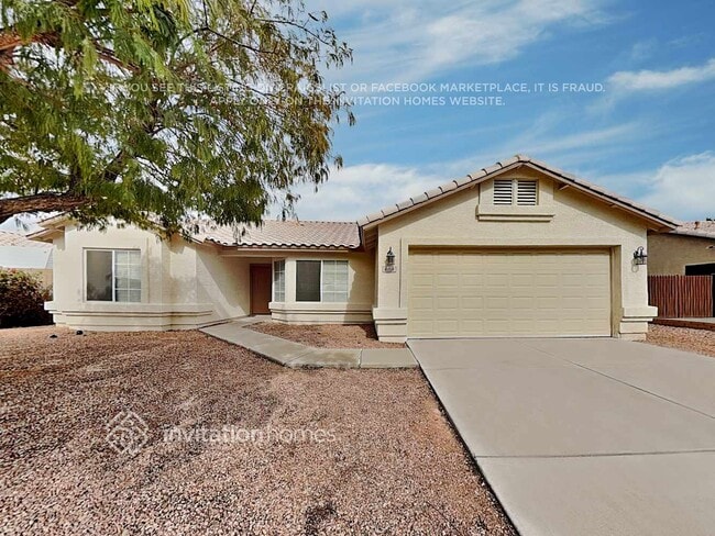 property at 8816 W Las Palmaritas Dr