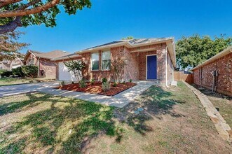 12850 Vassar Dr in Frisco, TX - Building Photo - Building Photo
