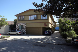 814 S Sherbourne Dr in Los Angeles, CA - Building Photo - Primary Photo