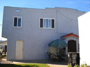 1115 Gulf Ave in Wilmington, CA - Building Photo - Building Photo