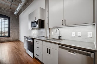 173 W Berks St in Philadelphia, PA - Foto de edificio - Building Photo