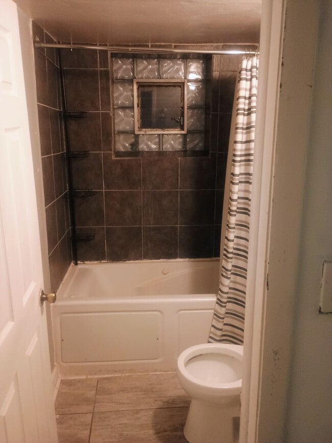 307 Yates Ave, Unit 1 in Calumet City, IL - Building Photo - Building Photo