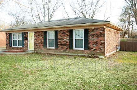 5406 Chestnutwood Way in Louisville, KY - Building Photo - Building Photo