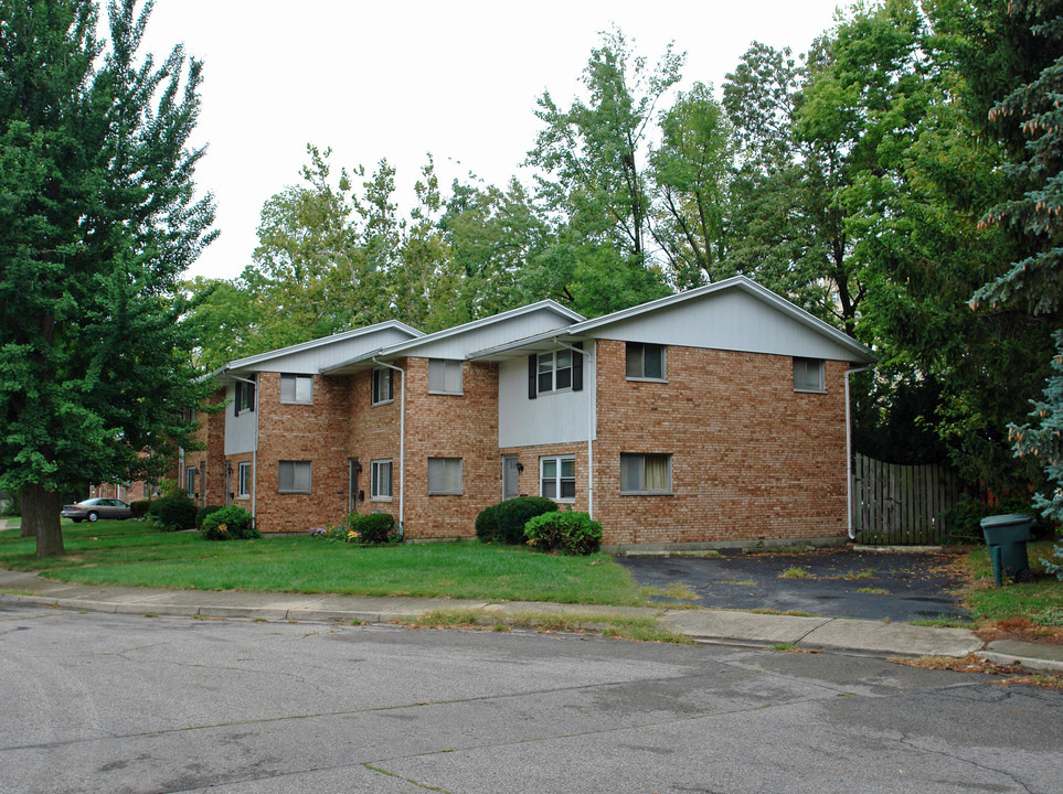 2829 Lake Shore Pl in Dayton, OH - Building Photo