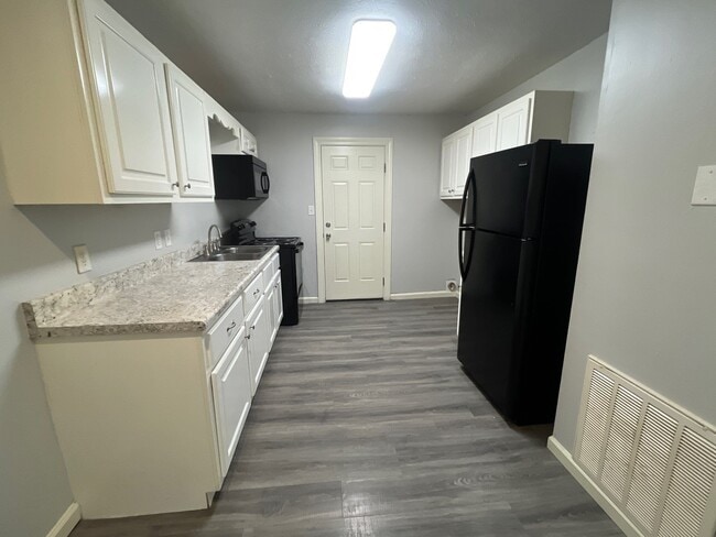 32 Georgian Cv, Unit R in Jackson, TN - Building Photo - Building Photo