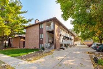 4501 Madison Ave in Lincoln, NE - Building Photo - Building Photo