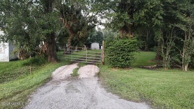 10117 New Kings Rd in Jacksonville, FL - Building Photo - Building Photo