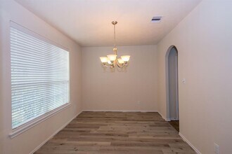 5301 Summer Spring Ln in Rosharon, TX - Building Photo - Building Photo