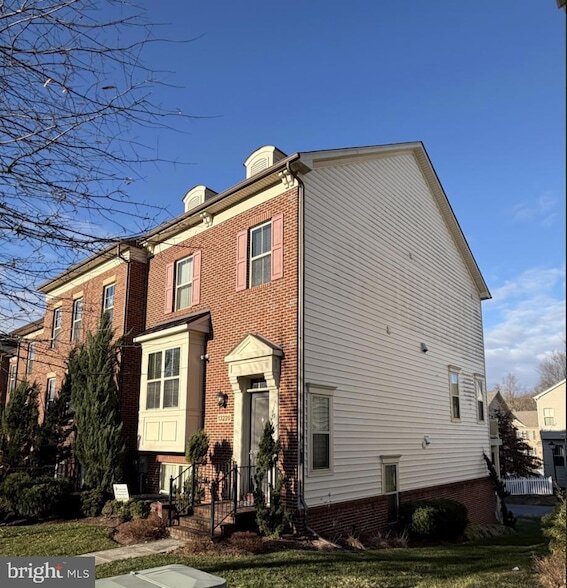 property at 13220 Tivoli Lake Blvd