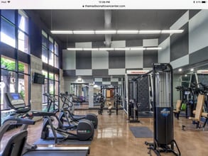 24507 Town Center Dr in Santa Clarita, CA - Building Photo - Building Photo