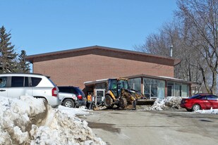 465 Rupert Ave in Whitchurch-Stouffville, ON - Building Photo