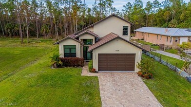 4029 2nd Ave SE in Naples, FL - Building Photo - Building Photo