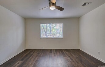 27 Meldia Dr in Little Rock, AR - Building Photo - Building Photo