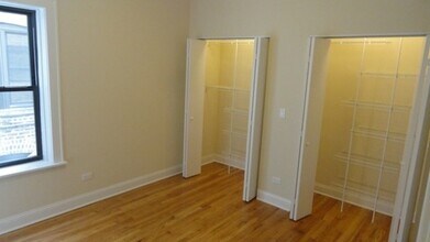 4056 N Harding Ave, Unit 2 in Chicago, IL - Building Photo - Building Photo