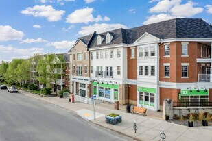 Gateway Harrison Woods in Calgary, AB - Building Photo
