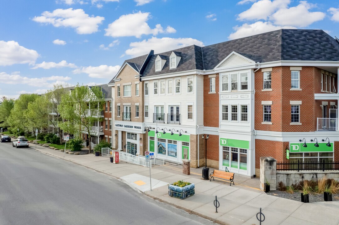 Gateway Harrison Woods in Calgary, AB - Building Photo