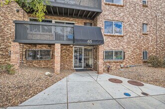 65 N Clarkson St in Denver, CO - Building Photo - Building Photo