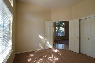 6701 Storia Way in Elk Grove, CA - Building Photo - Building Photo