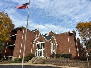 91 Hunt Club Dr in St. Charles, IL - Building Photo